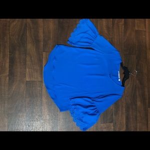 Valerie Stevens bell-sleeve blouse